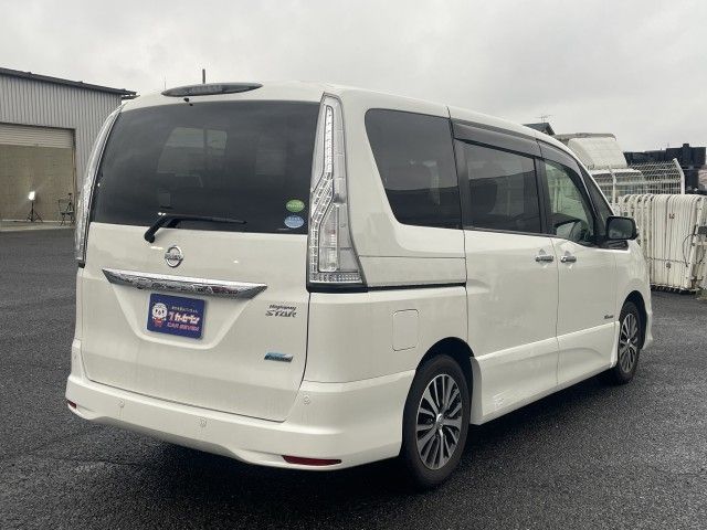 Mazda Bongo front view