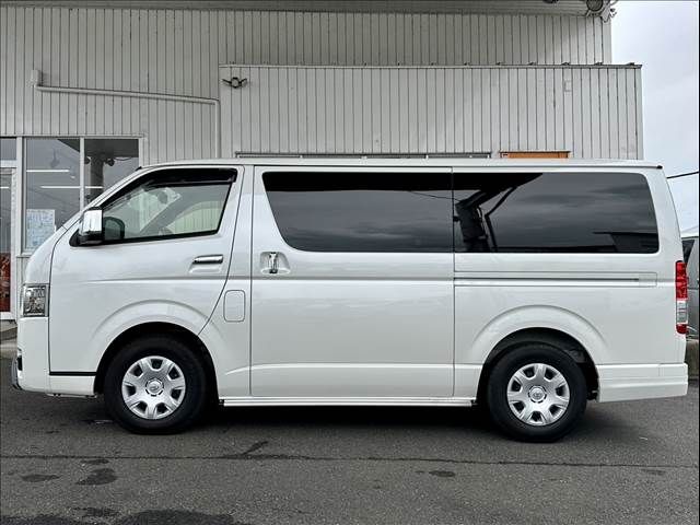 Mazda Bongo rear view