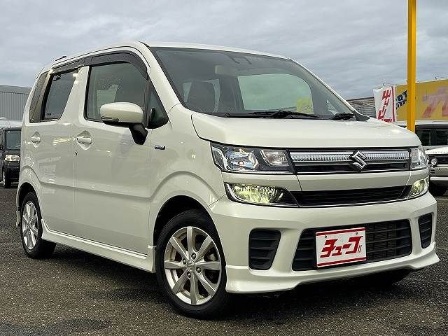 Mazda Bongo front view