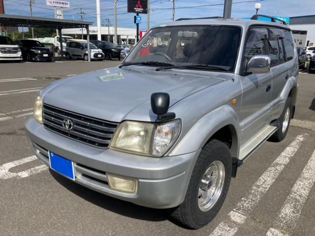 Mazda Bongo front view