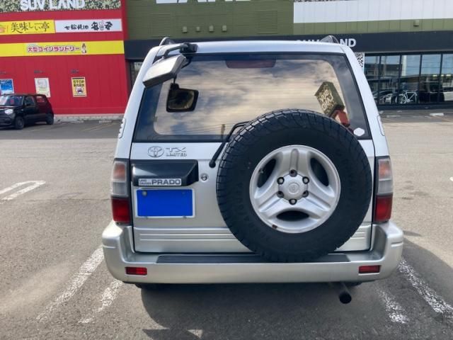 Mazda Bongo rear view