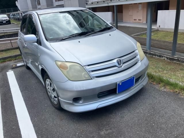 Mazda Bongo front view