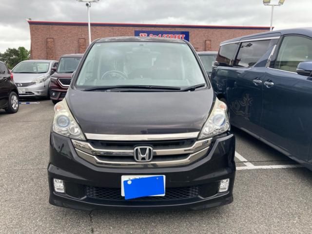 Mazda Bongo front view