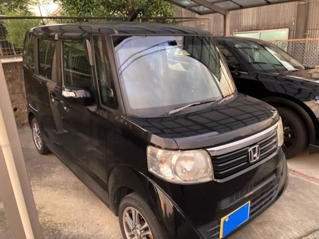 Mazda Bongo front view