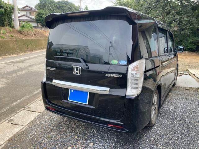 Mazda Bongo rear view