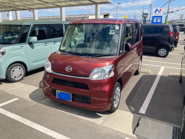 Mazda Bongo front view