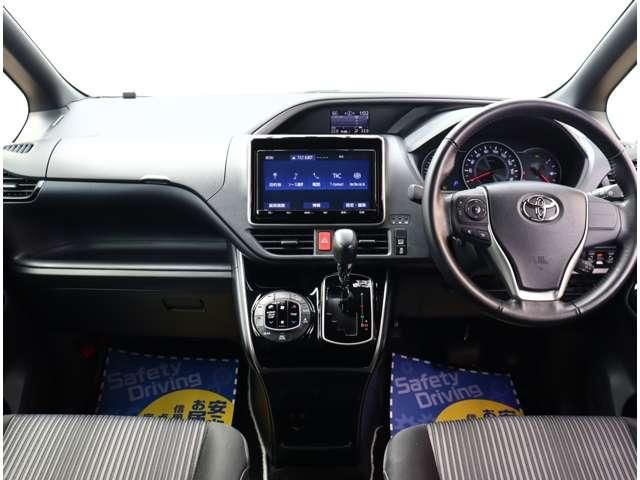 Mazda Bongo front view