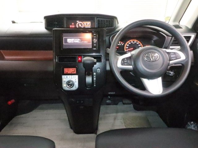 Mazda Bongo rear view