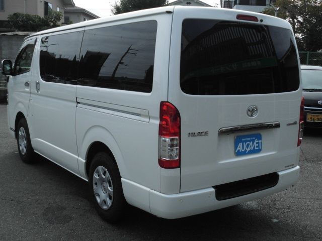 Mazda Bongo rear view