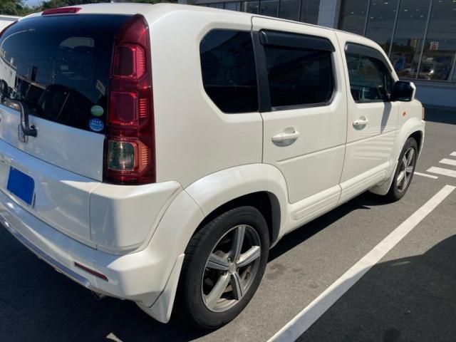 Mazda Bongo rear view