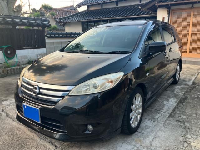 Mazda Bongo front view