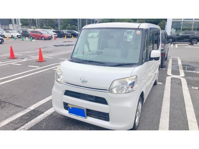 Mazda Bongo front view