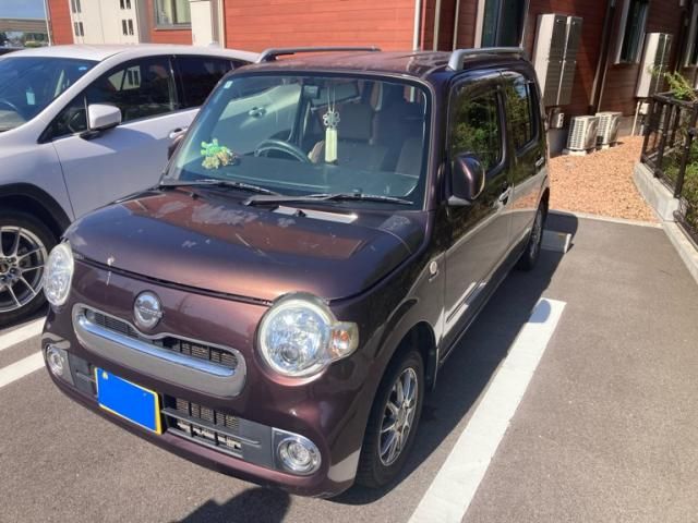 Mazda Bongo front view