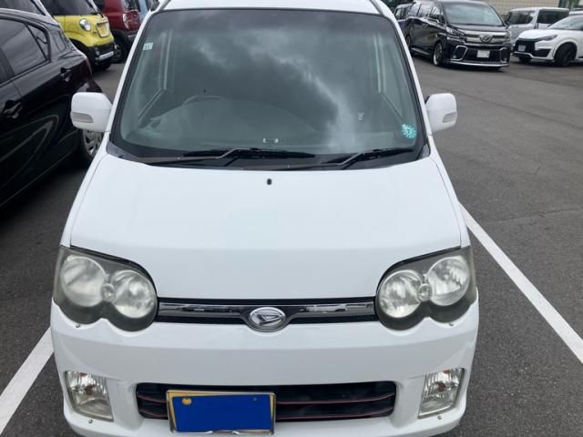Mazda Bongo front view