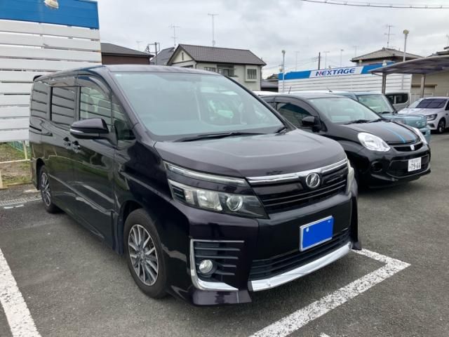 Mazda Bongo rear view