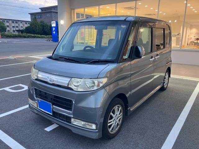 Mazda Bongo rear view