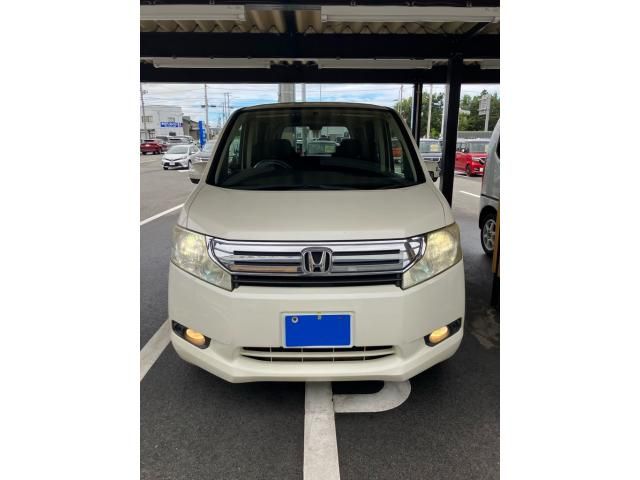Mazda Bongo rear view