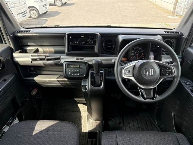 Mazda Bongo front view