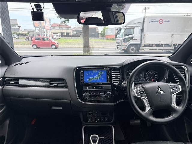 Mazda Bongo front view