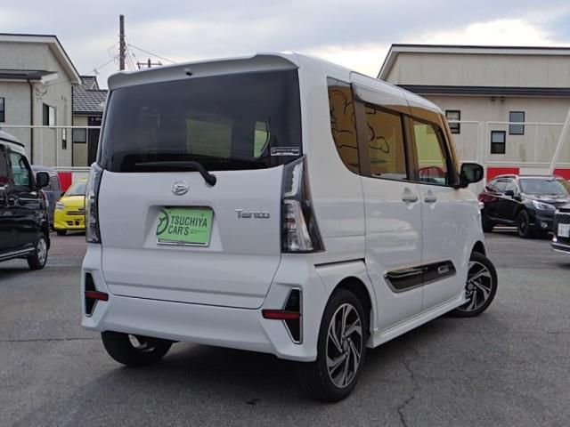 Mazda Bongo front view