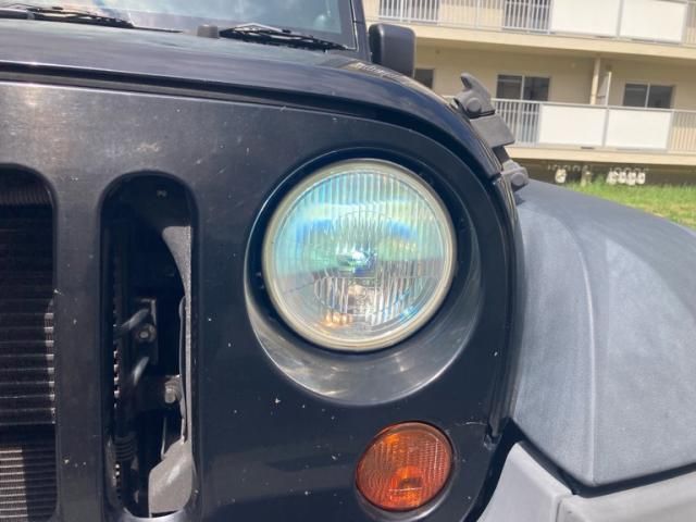 Mazda Bongo rear view