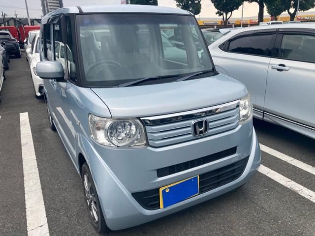Mazda Bongo rear view