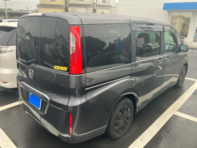 Mazda Bongo rear view