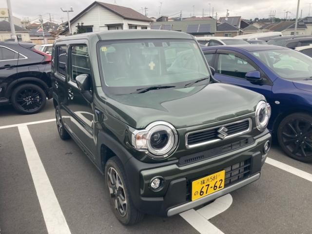 Mazda Bongo front view