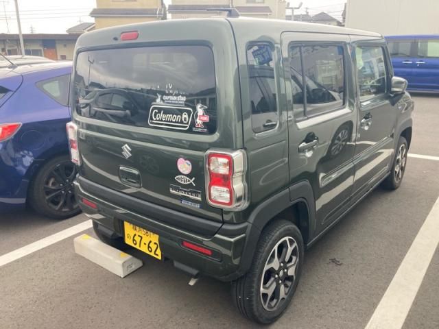 Mazda Bongo rear view