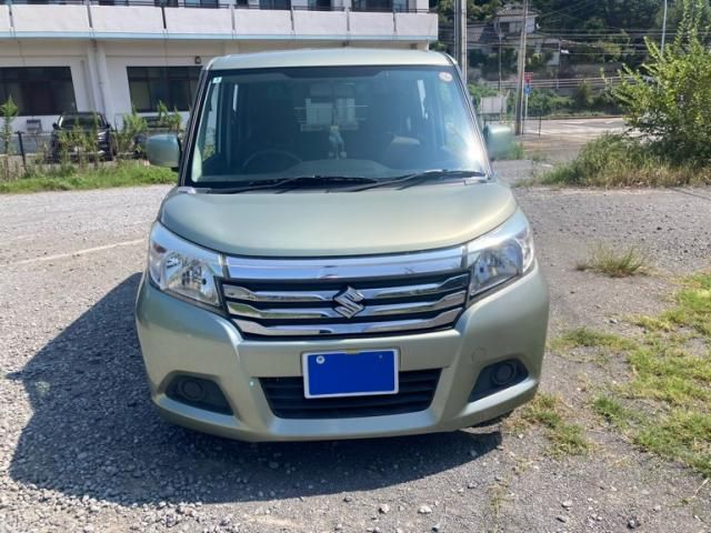 Mazda Bongo front view