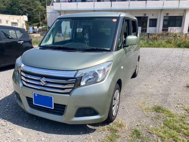 Mazda Bongo rear view
