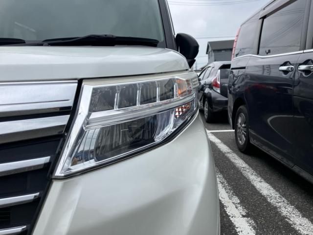 Mazda Bongo rear view
