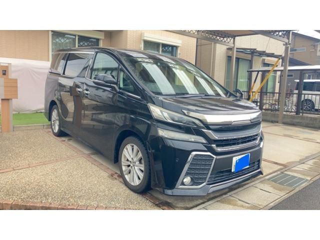 Mazda Bongo front view