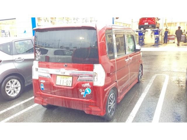 Mazda Bongo front view