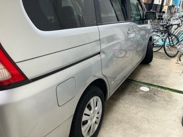 Mazda Bongo rear view