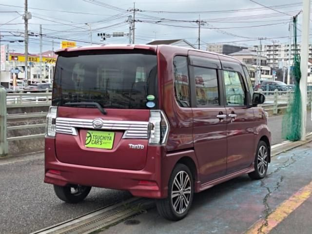 Mazda Bongo front view