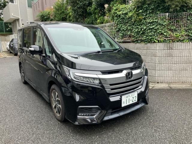 Mazda Bongo front view