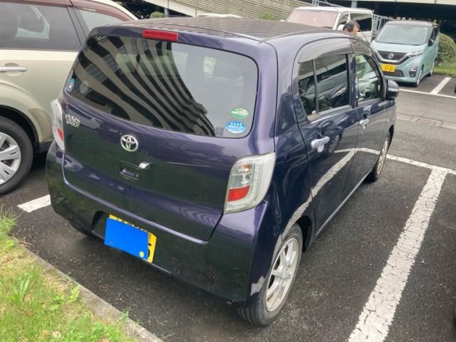 Mazda Bongo rear view