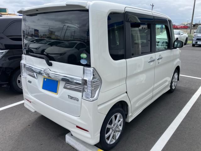 Mazda Bongo rear view