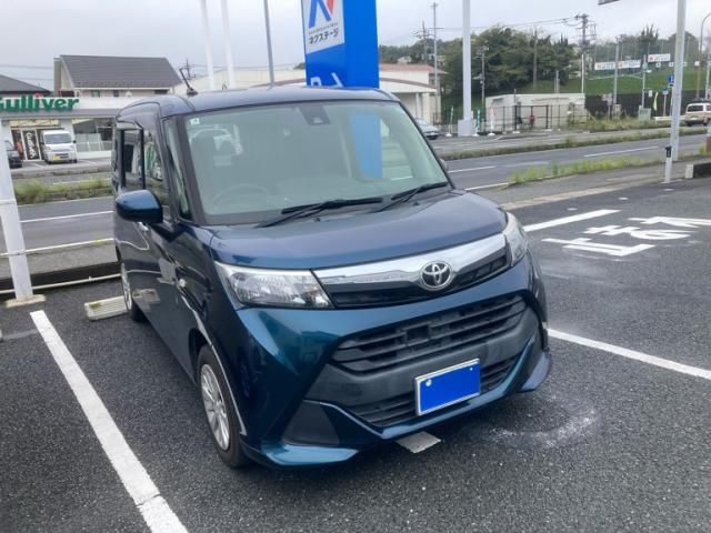 Mazda Bongo rear view
