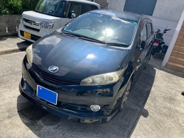 Mazda Bongo front view
