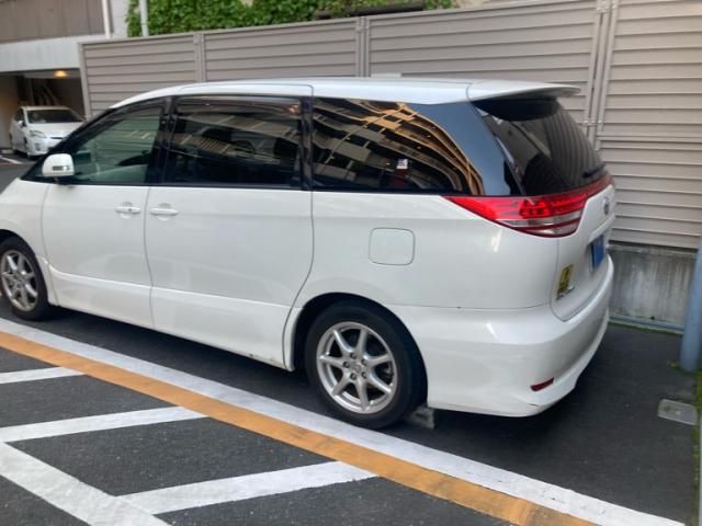 Mazda Bongo rear view