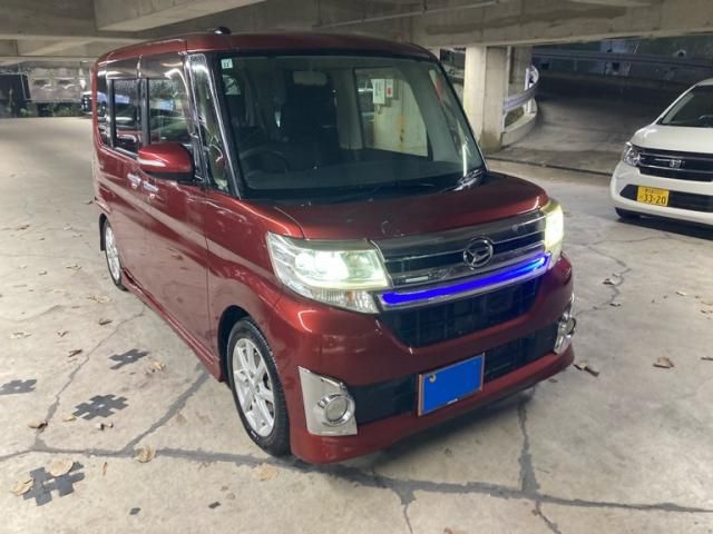 Mazda Bongo front view