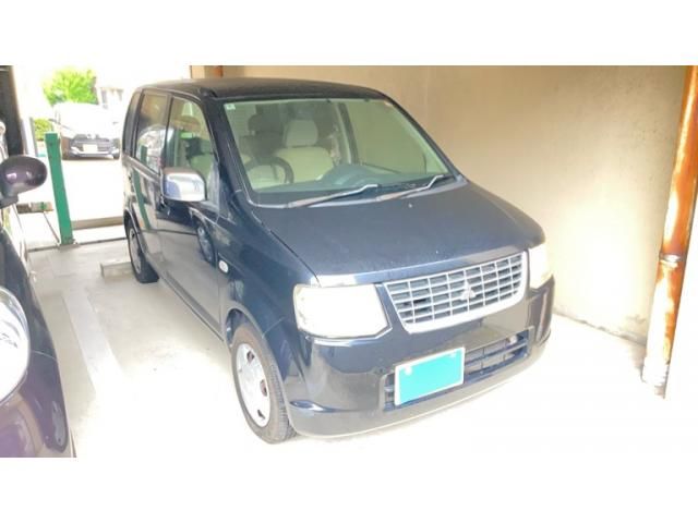 Mazda Bongo front view