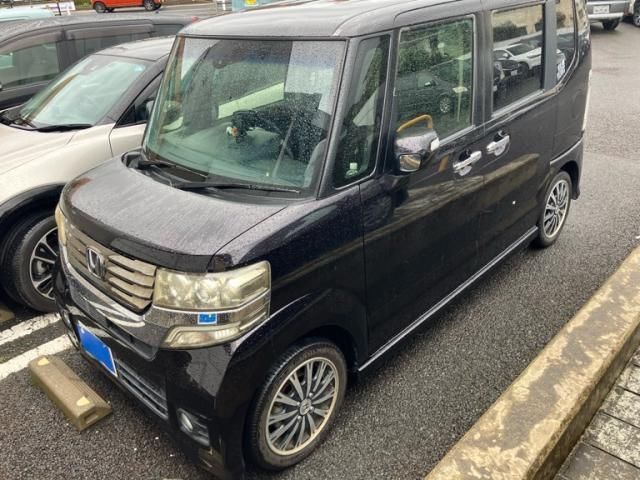 Mazda Bongo rear view