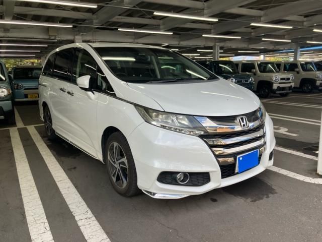 Mazda Bongo front view