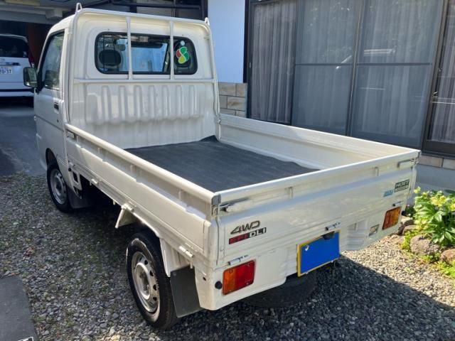 Mazda Bongo rear view