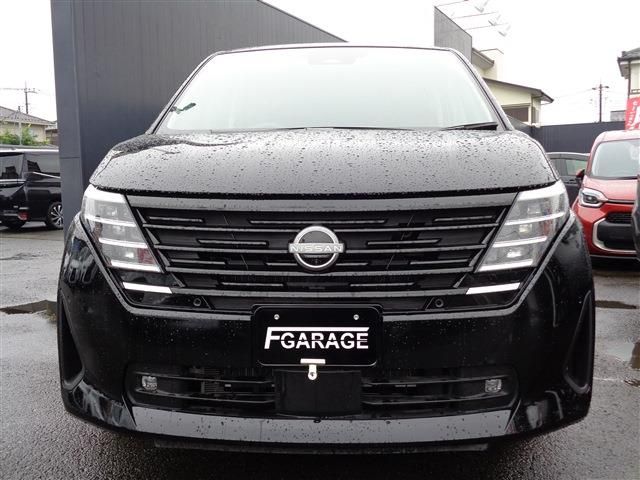 Mazda Bongo front view