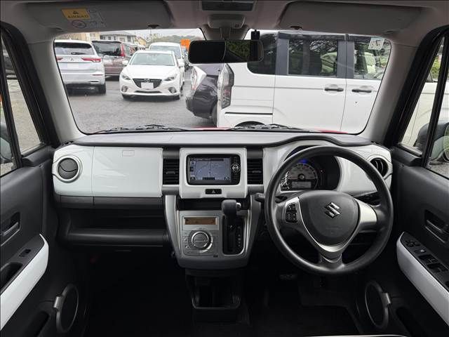 Mazda Bongo front view