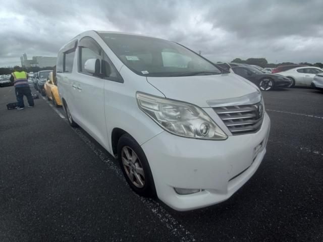 Mazda Bongo front view